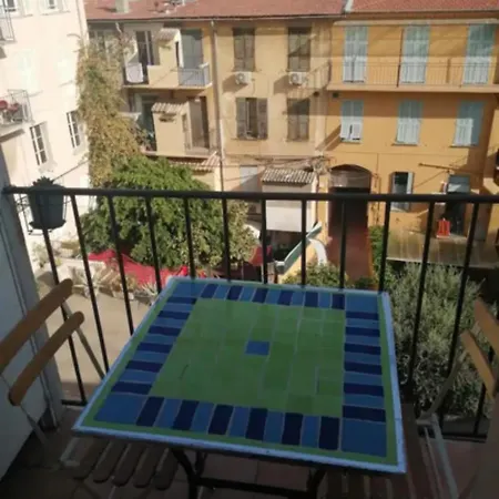 Διαμέρισμα Entierement Studio Dans Le Centre *